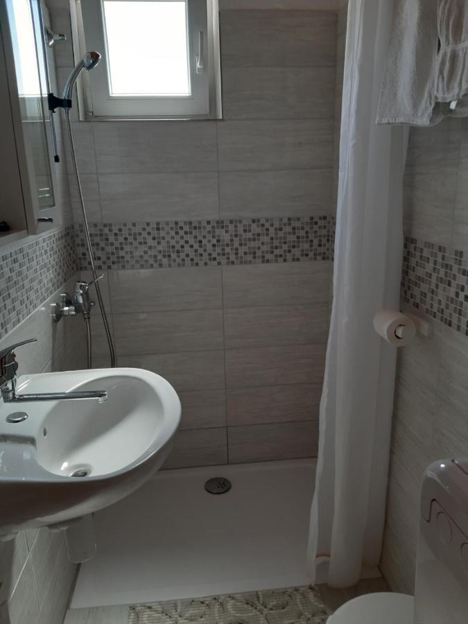 Guesthouse Brodarica Szybenik Zewnętrze zdjęcie