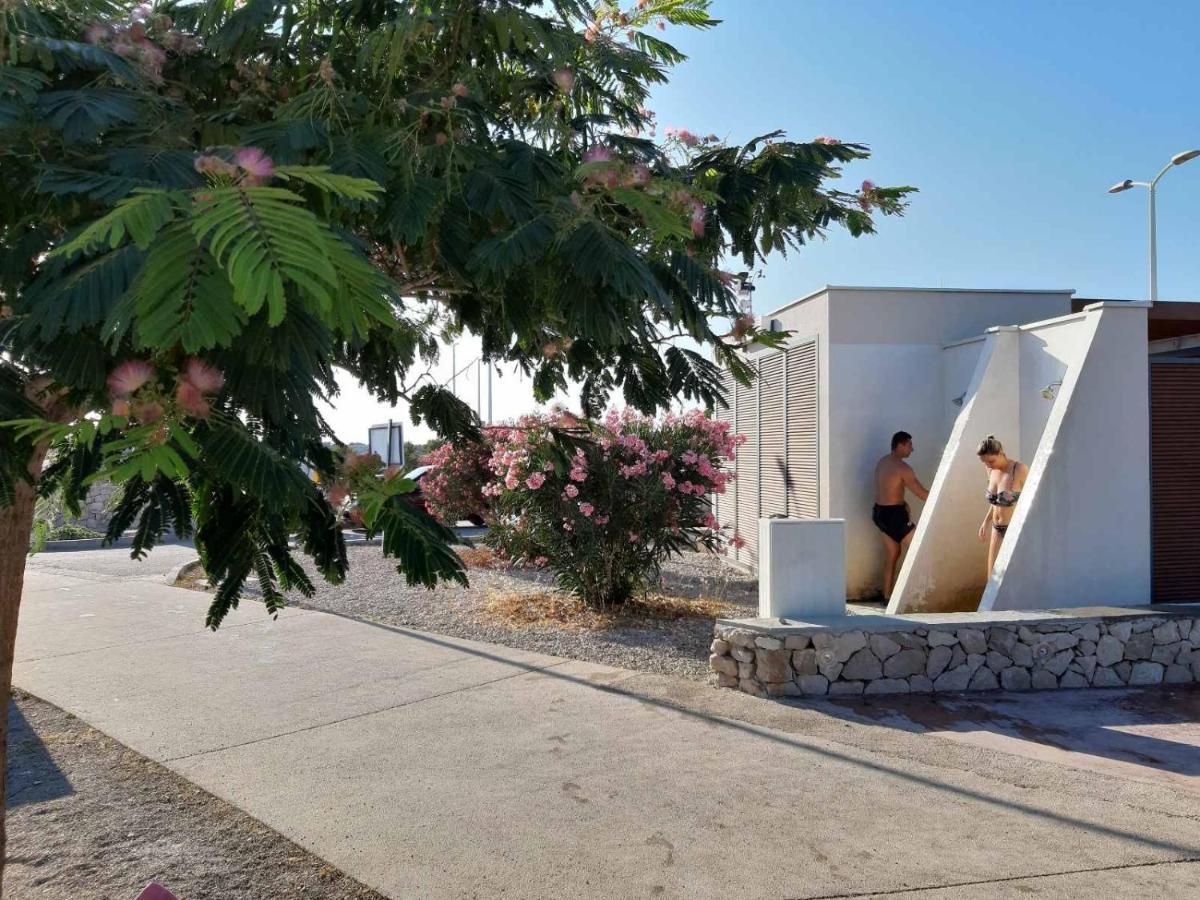Guesthouse Brodarica Szybenik Zewnętrze zdjęcie