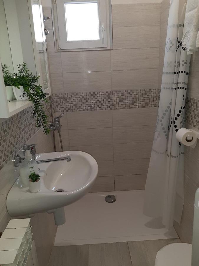 Guesthouse Brodarica Szybenik Zewnętrze zdjęcie